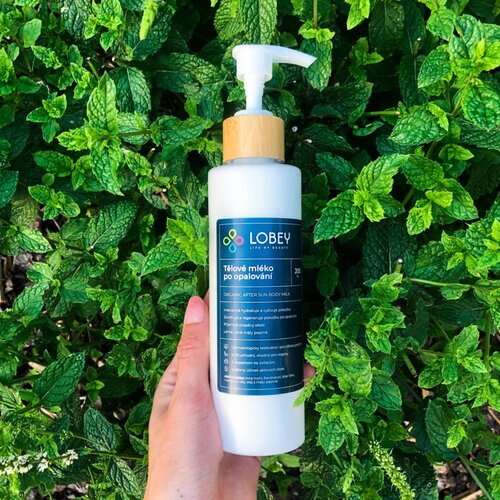 Lobey Body Care losjon za telo za sončenje 200 ml Slike