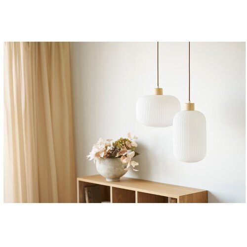 House Nordic Bela viseča svetilka s steklenim senčilom &amp;oslash; 30 cm Argalo &amp;ndash; Slike