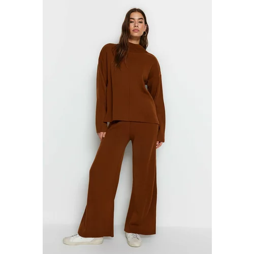 Trendyol Knitwear Top-Upper Set with Brown Regular Pants