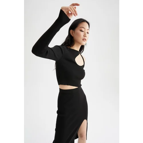 Defacto Fitted One Sleeve Low-cut Crop Sweater