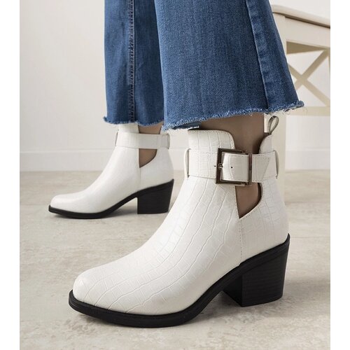D/CEO White boots Moderniso Cene