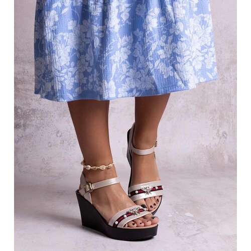 D/CEO Yellow sandals Dolores Slike