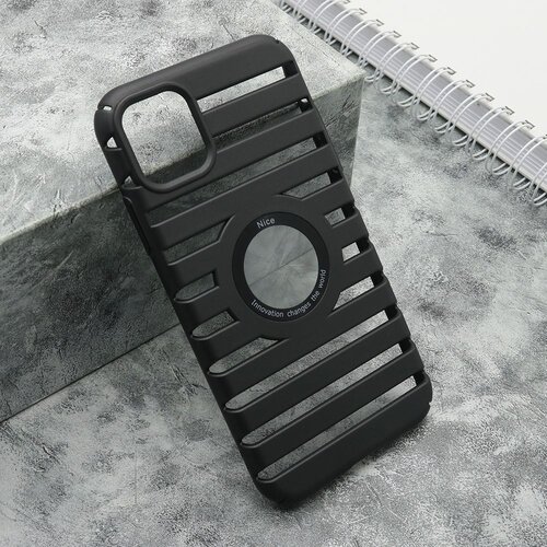  Maska lines logo cut za iphone 11/ crna Cene