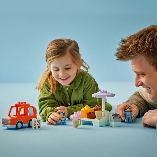 Lego LEGO&amp;reg; DUPLO&amp;reg; - Na sladoled z Bluey (10458) Slike