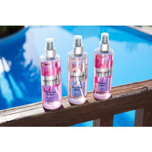Bruno Banani Pure Woman Cheeky Casis Mirisna magla za tijelo i kosu za žene 250 ml Slike