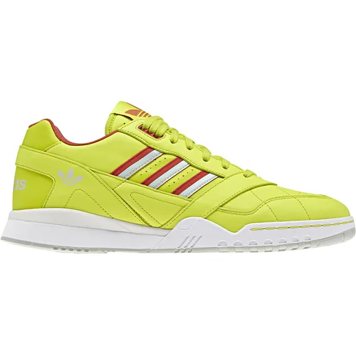 Adidas A.R. Trainer