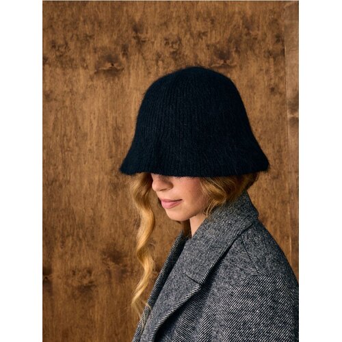 Sinsay Bucket hat s vunom Slike