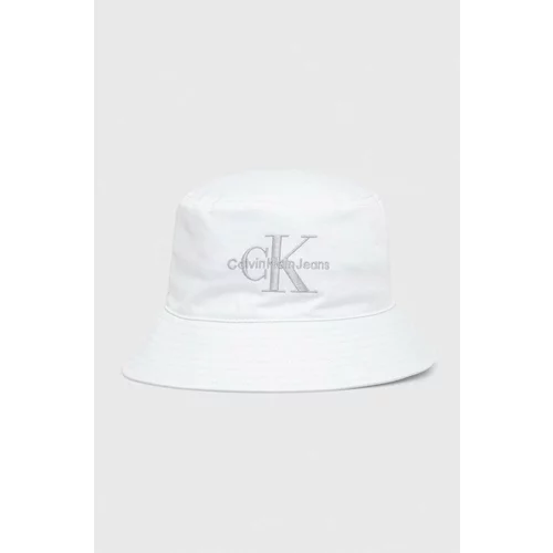 Calvin Klein Jeans Bombažni klobuk bela barva