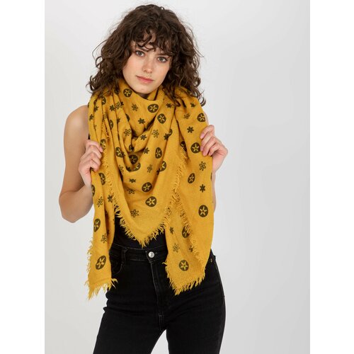 Fashion Hunters Women's scarf with print - yellow Cene