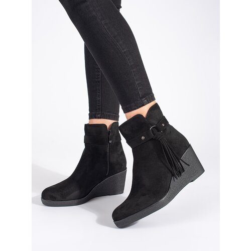 Shelvt Women&amp;#039;s suede black wedge boots with fringes Slike