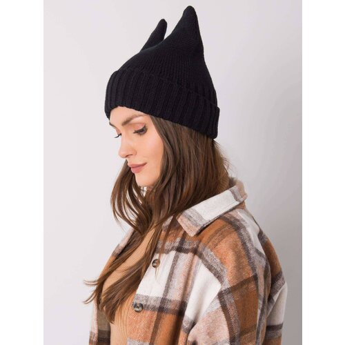 Yups Cap with horns black Cene
