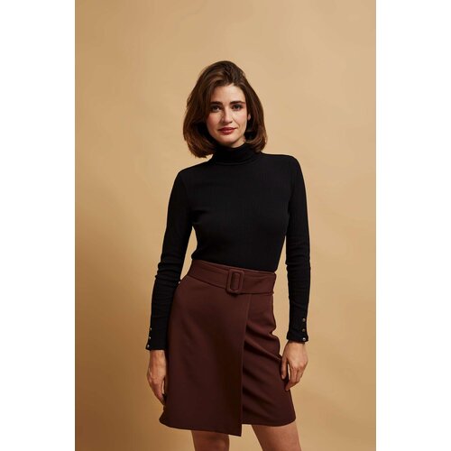 Marisse Ribbed Black Turtleneck Blouse Cene