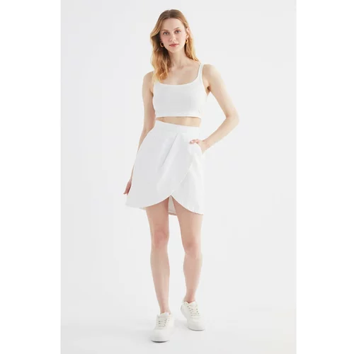 Trendyol White Asymmetric Closure Denim Skirt