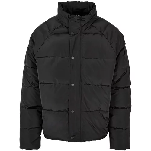 Urban Classics Zimska jakna 'Raglan' črna