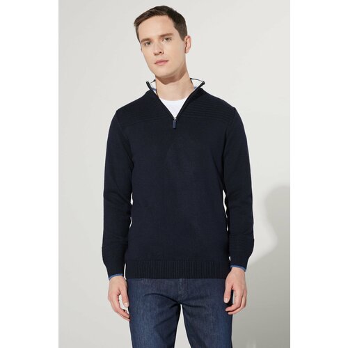 ALTINYILDIZ CLASSICS Men's Navy Blue Standard Fit Regular Cut Stand-Up Bato Collar Raised Soft Textured Knitwear Sweater Cene
