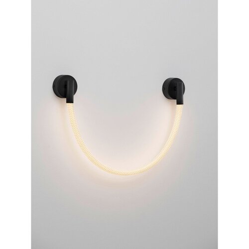Nova Luce Bela/mat črna jeklena LED stenska svetilka Ilane &amp;ndash; Slike