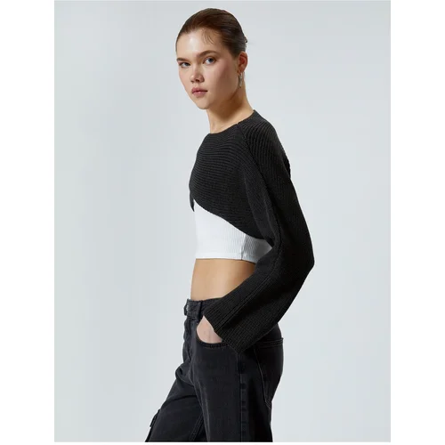  Knitwear Crop Sweater Asymmetric Fit Long Sleeve Round Neck