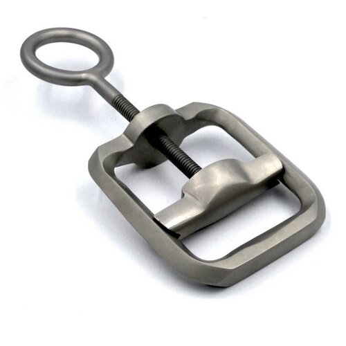 Mister B Hardware Ball Crusher Cene