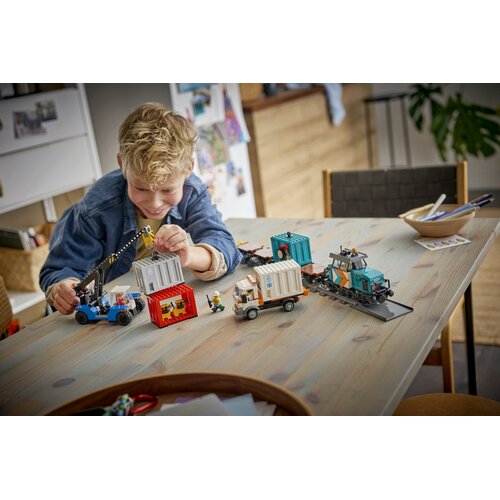 Lego LEGO&amp;reg; City - Pristani&amp;scaron;ki tovorni vlak z žerjavom in tovornjak (60509) Slike