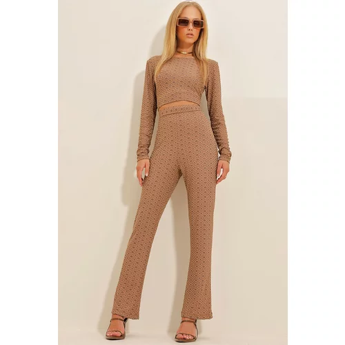 Trend Alaçatı Stili Women's Brown Patterned Crop, Blouse And Pants Double Set