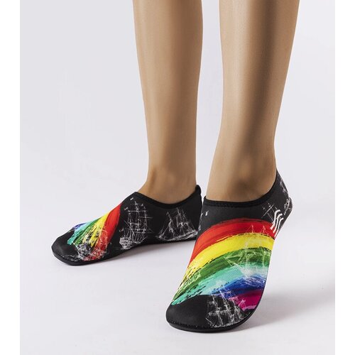 Gemre Black water shoes with colorful print Krejz Cene