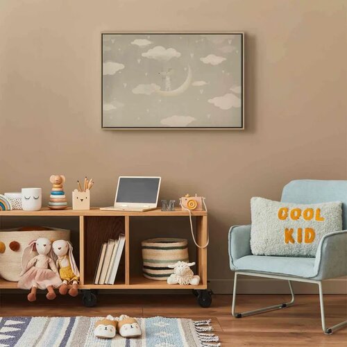  Slika - Little Conqueror - A Mouse in Heart Pajamas on the Moon Among Clouds 120x80 U prirodnom drvenom okviru Slike