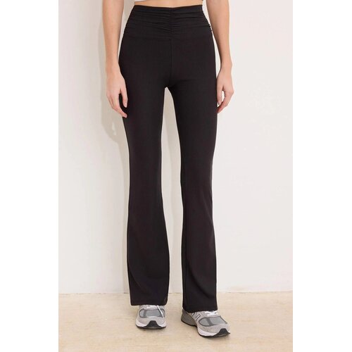 TRENDYOLMILLA ženske pantalone Twoss26Pl00077, Crna-Black Cene