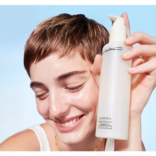 MAC Cosmetics Hyper Real Fresh Canvas Cleansing Oil nežno čistilno olje 200 ml Slike