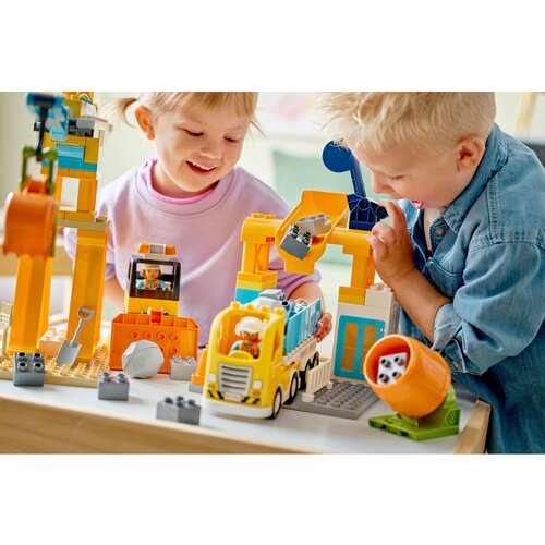 Lego LEGO&amp;reg; DUPLO&amp;reg; - 3v1 Gradbi&amp;scaron;če in vozila (10476) Slike