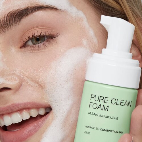 KIKO Milano Pure Clean Foam osvježavajuća pjena za či&amp;scaron;ćenje za lice 150 ml Slike