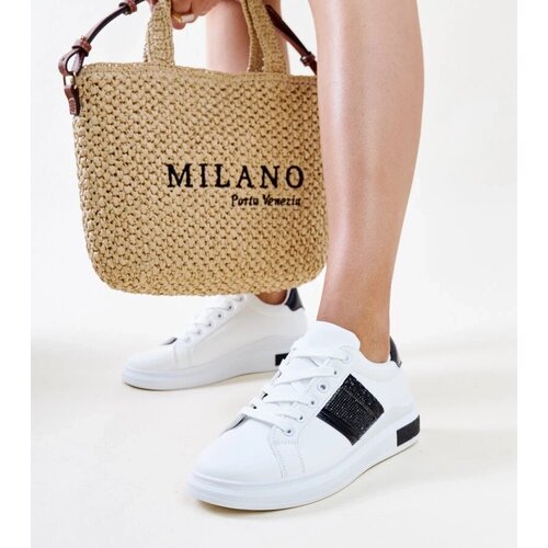 D/CEO White trainers Ellen Cene