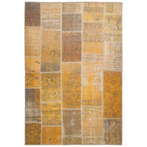 Kayoom RAVNO TKANA PREPROGA Faye 525 Gold 150/230 cm tkano zlate barve Cene