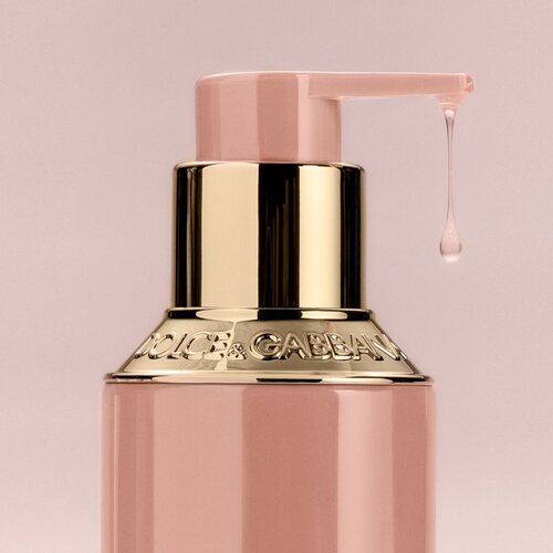 Dolce &amp;amp; Gabbana Fresh Skin Glow-Refresh Basil Cleanser vlažilni čistilni gel 150 ml Slike