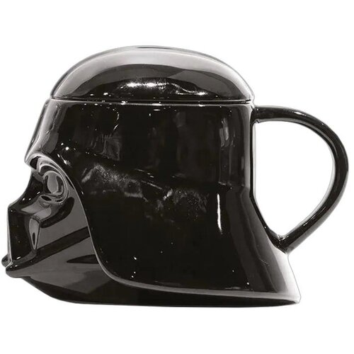 Pyramid &amp;Scaron;olja Star Wars Darth Vader 3D Shaped Mug 500ml Slike