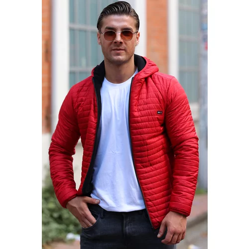 River Club Men's Red Inner Lined Water And Windproof Jacket.