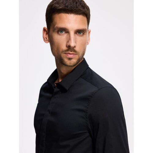 Reserved Super slim fit obična ko&scaron;ulja - crno Cijene