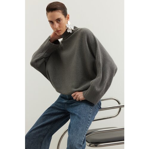 Trendyol Anthracite Soft Textured Wide Fit Knitwear Sweater Slike