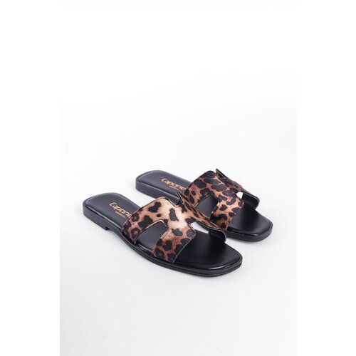 Capone Outfitters Halsey Women's Slippers Slike