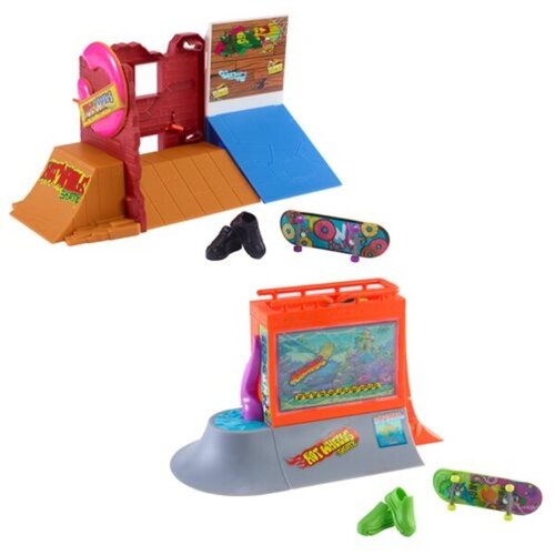 Mattel Hot Wheels Skate Drop In Skate Set Case of 3, (20499150) Cene