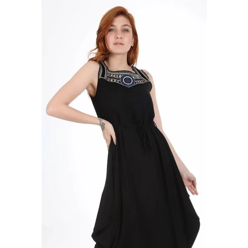 Bigdart 1512 Dress with Embroidery on the Front - Black