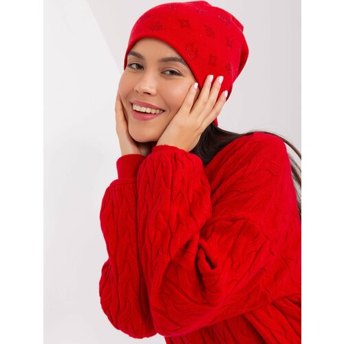 Fashion Hunters Red winter hat with appliqués Slike
