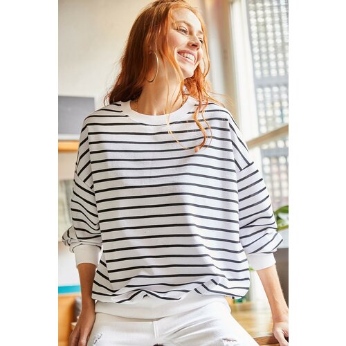 Olalook Women's White Black Striped Soft Textured Loose Sweatshirt Slike