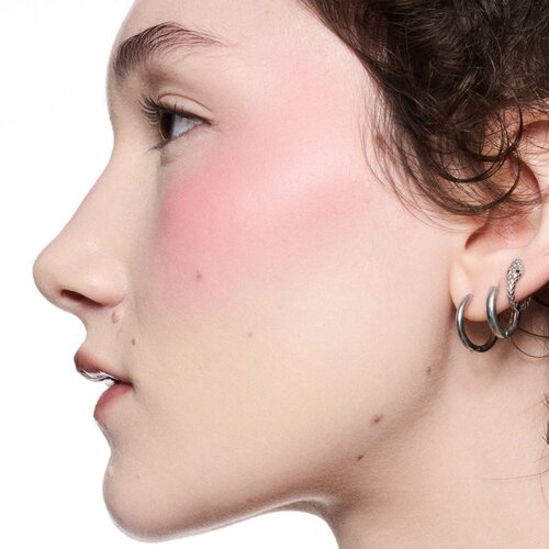 MAC Cosmetics Skinfinish Colourstruck rdečilo odtenek Sinner 4.5 g Slike