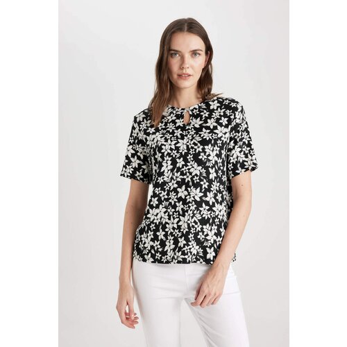 Defacto Regular Fit Crew Neck Flower Short Sleeve T-Shirt Cene