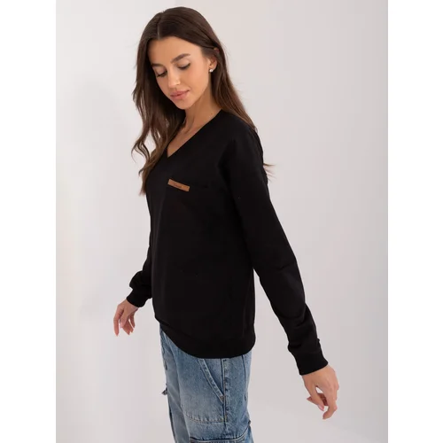 Fashion Hunters Black blouse with neckline