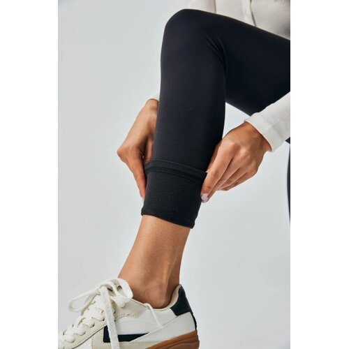 TRENDYOLMILLA ženske pantalone Twoaw25Ta00003, crna Cene