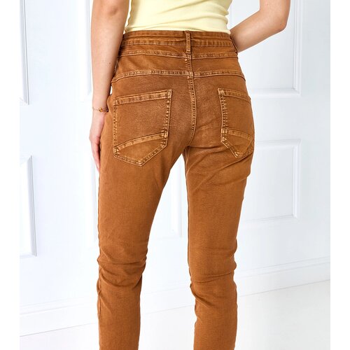 Gemre Heavner brown pants decorated with stitching Slike