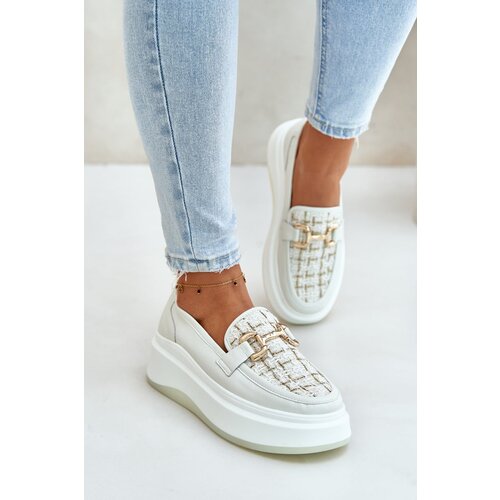 Kesi Women&amp;#039;s leather moccasins on platform with gold decoration Vinceza light beige Slike