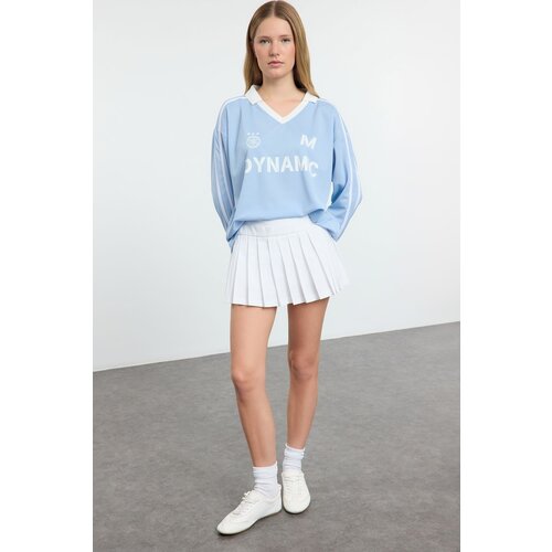  Mint Slogan Printed and Color Block Relaxed/Comfortable Fit Polo Neck Knitted Sweatshirt Cene