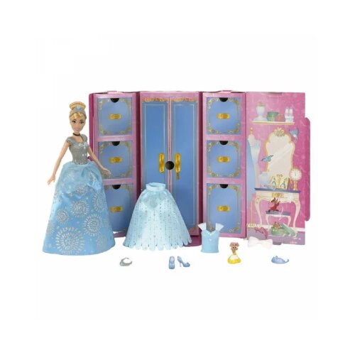 Disney princeza Pepeljuga fashion reveal Slike